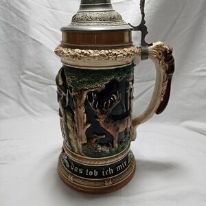 VTG HANDARBEIT EGON BAY 2 LITER SQUIRREL HANDLE WEST GERMAN LIDDED BEER STEIN